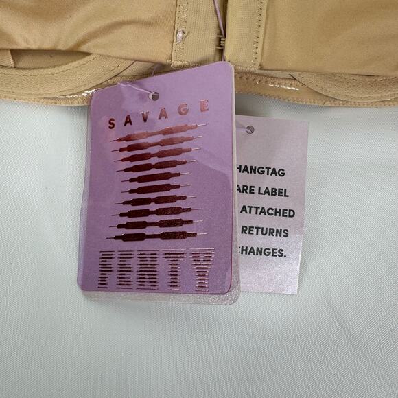 Savage x Fenty Core Microfiber Strapless Bra Honey Size 36A NWT - Picture 7 of 10